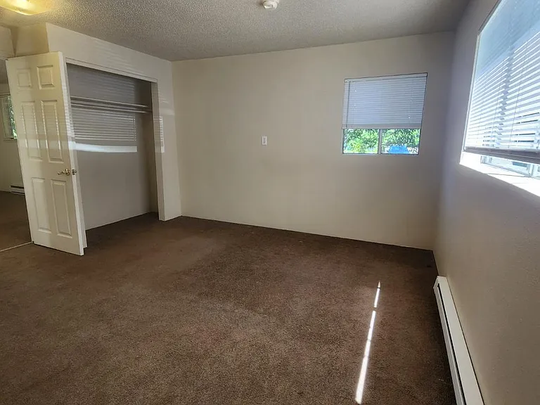 Unit Photo