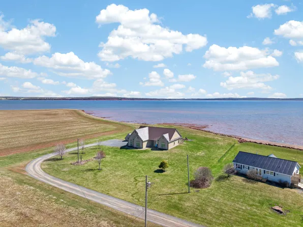 26 Red Cliff Ln, Saint John's Parish, PE C0A 2E0