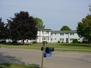 1414 Maricopa Dr APT A, Oshkosh, WI 54904