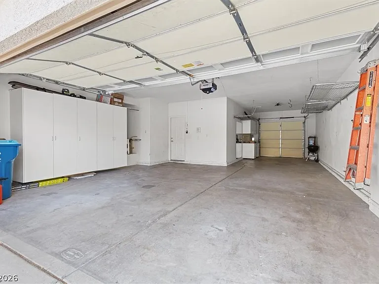 4905 Pounding Surf Ave — Photo 31