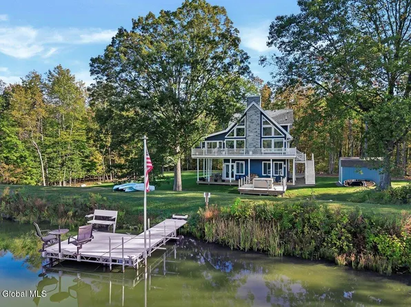 145 Rockefeller Lake Road, Cairo, NY 12413