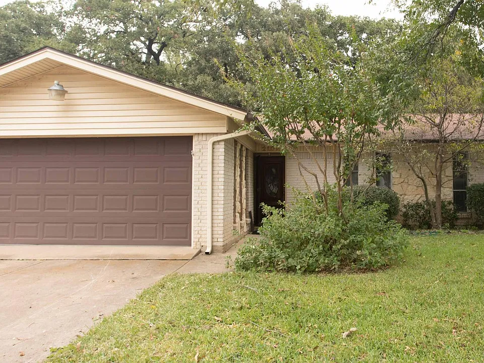 2102 Black Jack Dr