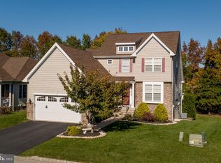 1290 Creekside Ln, Quakertown, PA 18951