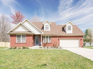 5520 Village Ln, Memphis, IN 47143