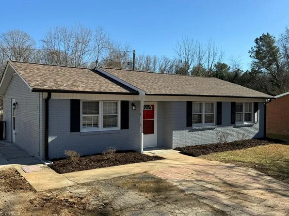 315 Creekway Ct, Winston Salem, NC 27104