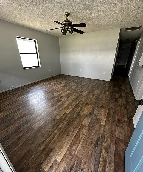 13640 Hunt St — Photo 7