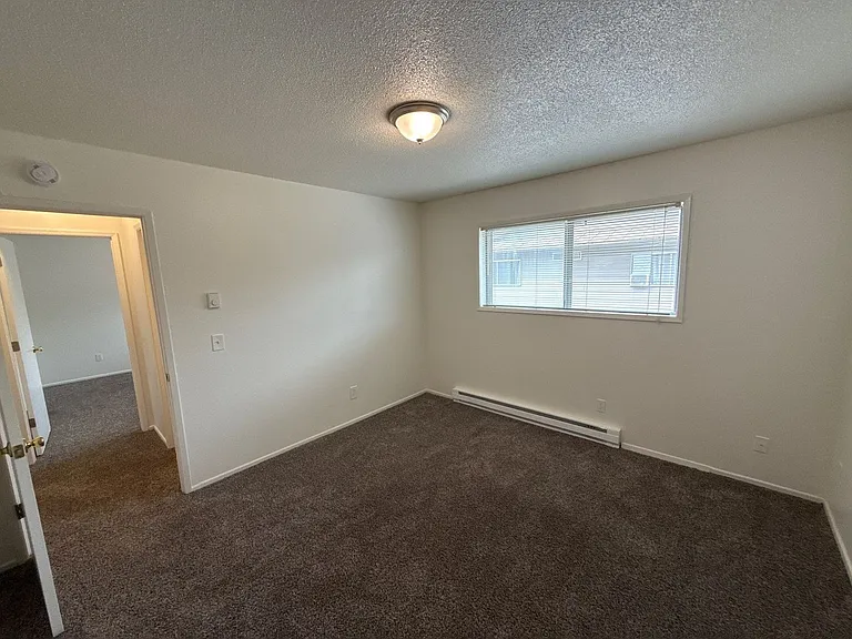 3930 Iberis St NE — Photo 22