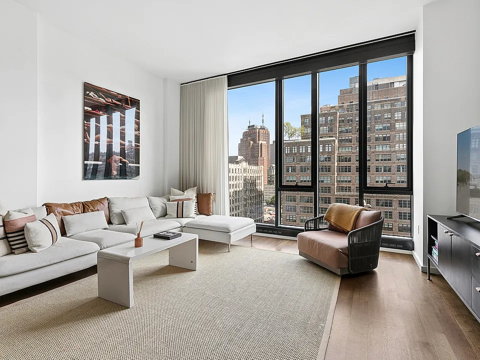 570 Broome St #11B