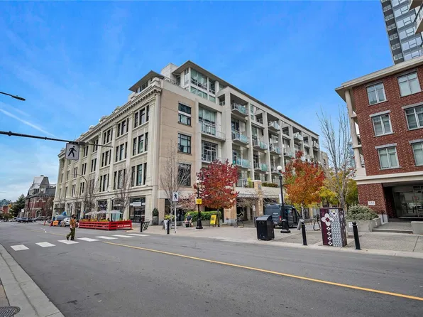 770 Fisgard St #327, Victoria, BC V8W 0B8