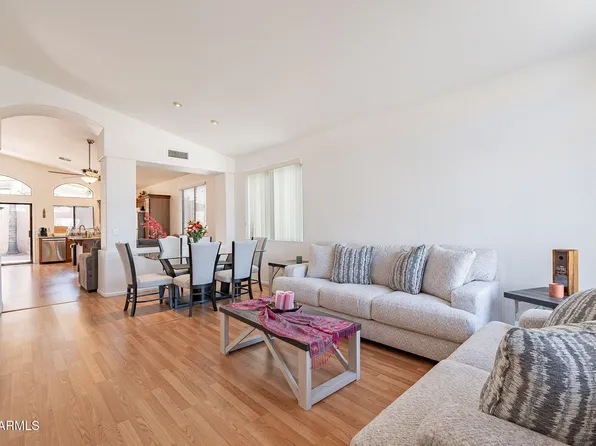 2103 E Wahalla Lane, Phoenix, AZ 85024