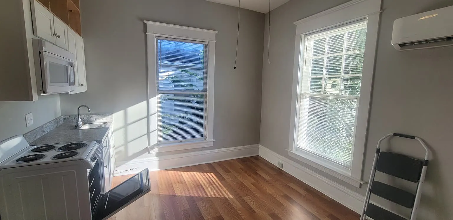 Studio, 500 sqft, $875 — Photo 4