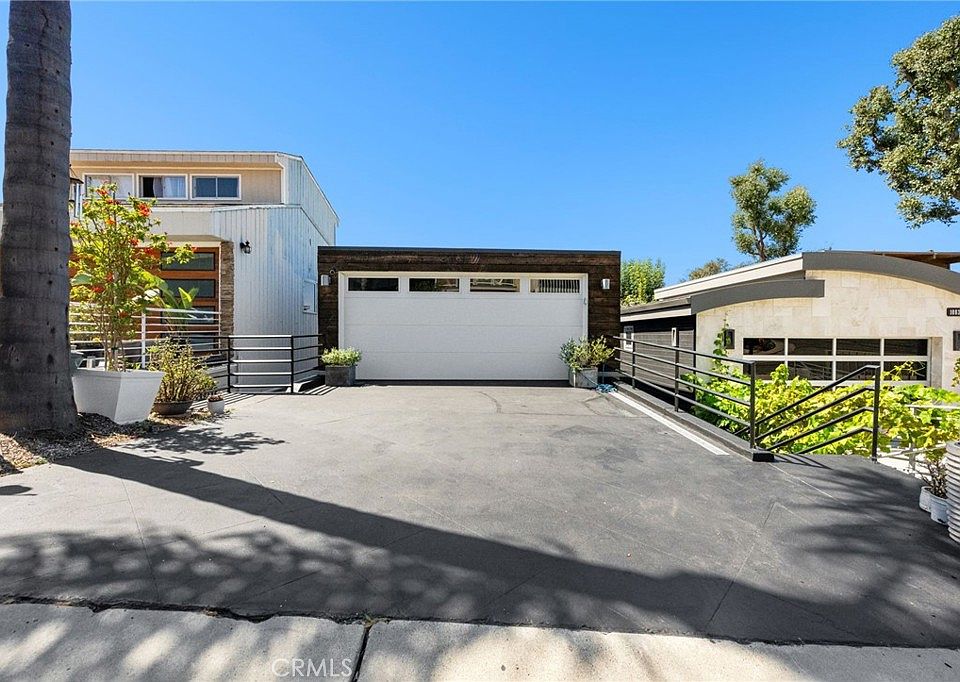 1077 Tia Juana St, Laguna Beach, CA 92651 | MLS #NP25200093 | Zillow
