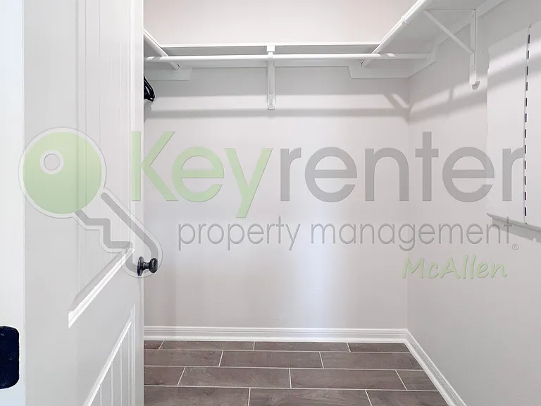 2603 N Rocky Rose Ave — Photo 2