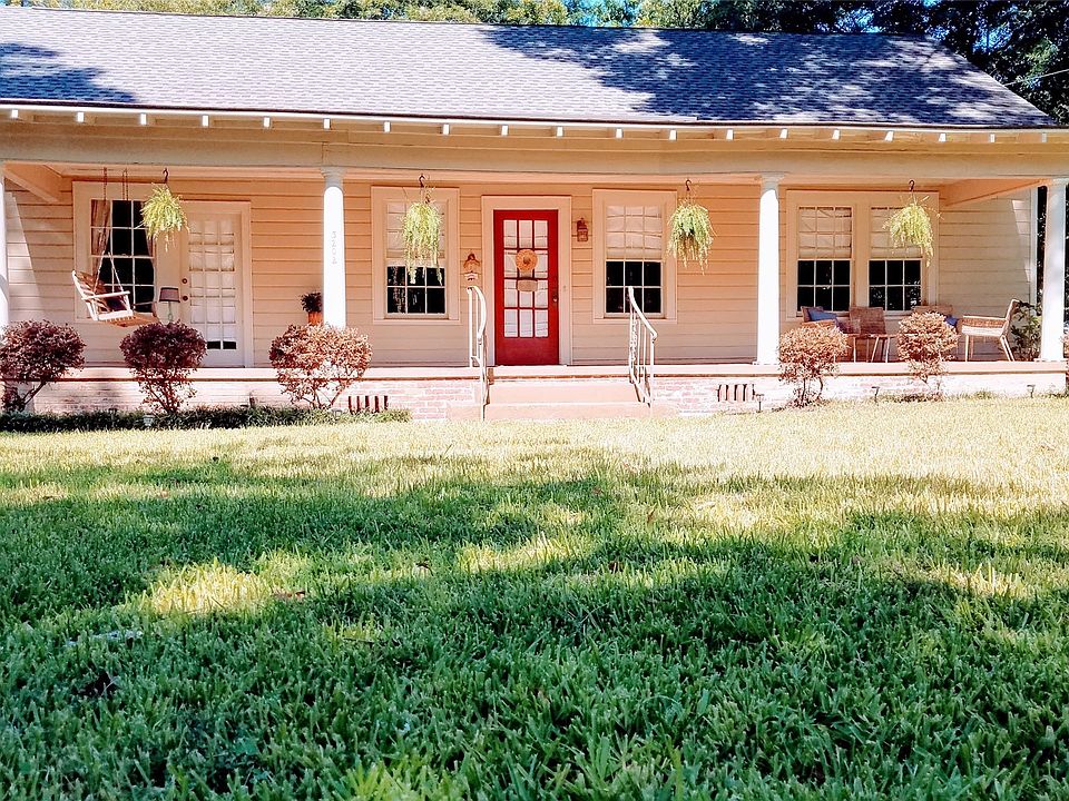 1st image of 3202 Lebron Rd