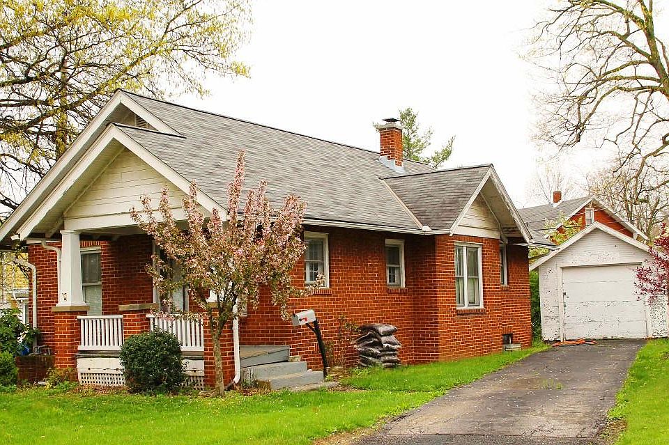 1st image of 195 Saxton Rd