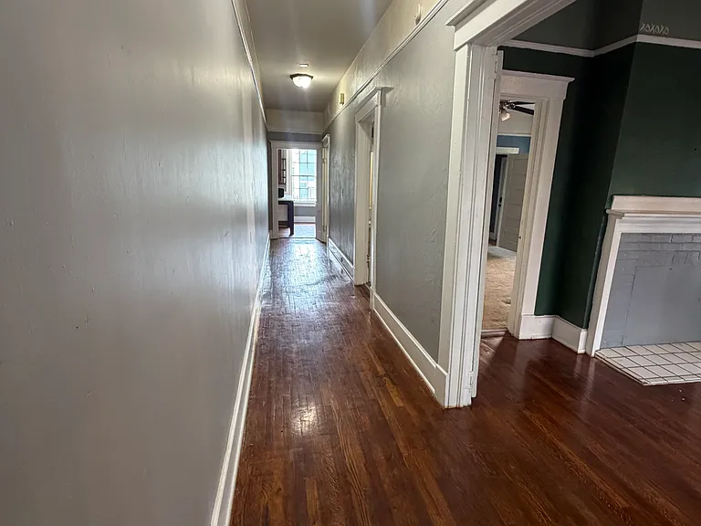 954 New St #956 — Photo 3