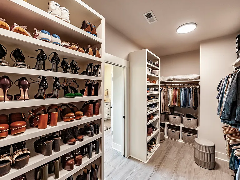 112 Sundown Cir — Photo 40