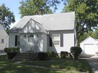 410 Burns St, Essexville, MI 48732