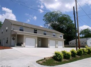 810-816 E Waterloo Rd, Akron, OH 44306