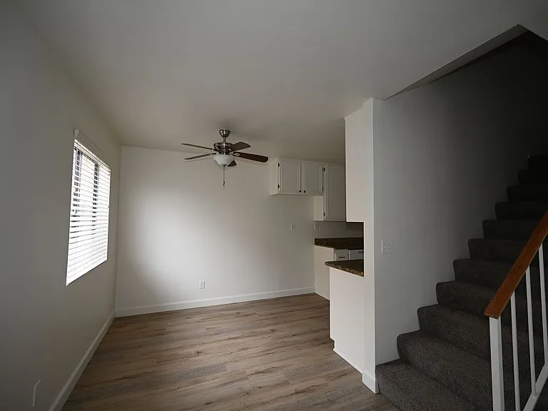 339 Chambers St — Photo 24