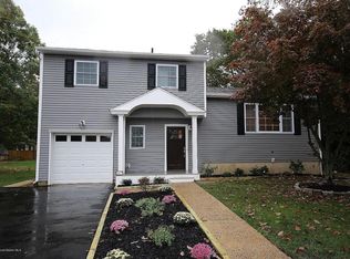 563 Mark Dr, Brick, NJ 08723