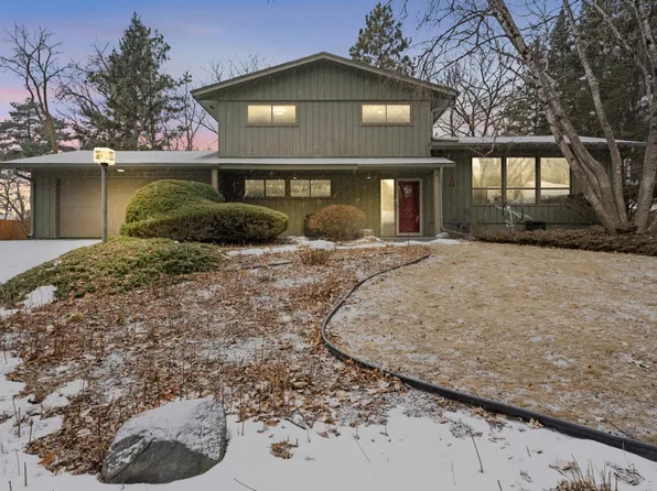 6008 Wyngate Ln, Minnetonka, MN 55345