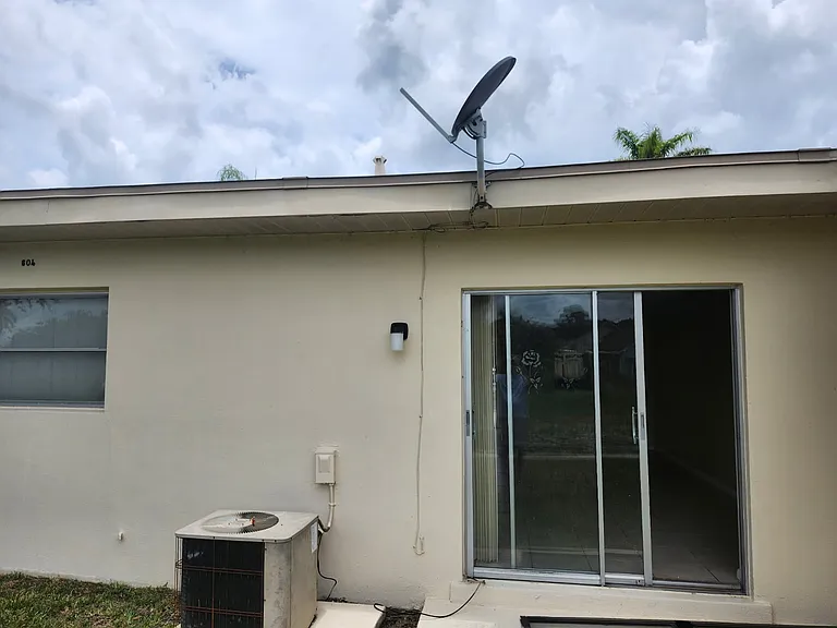 604 Joel Blvd — Photo 3
