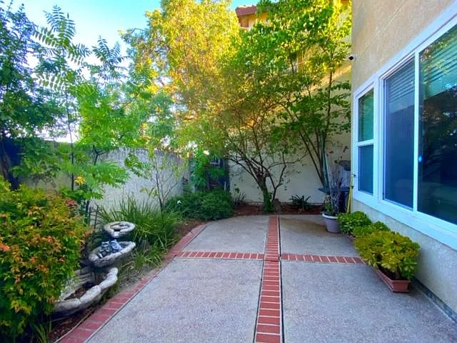 2765 Chocolate St — Photo 13