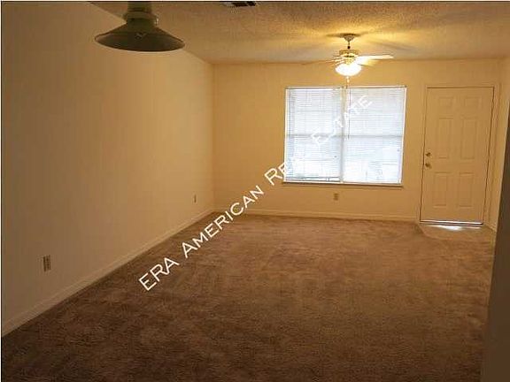 5th image of 2808 Bradford Pl NW Unit 1