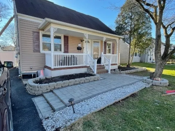 1111 Gress St, Manville Boro, NJ 08835