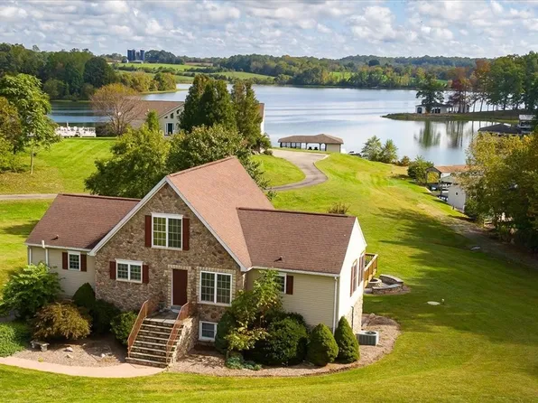 203 Stonewall Ct, Mineral, VA 23117