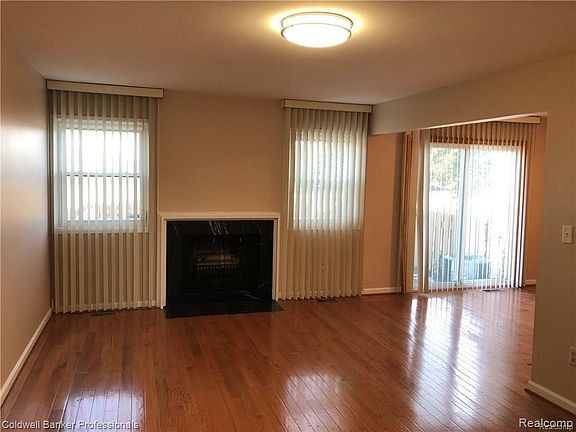 2nd image of 1822 Brentwood Dr #529