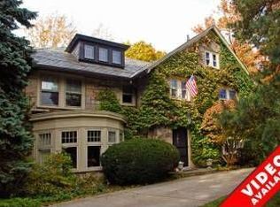 281 Kercheval Ave, Grosse Pointe Farms, MI 48236