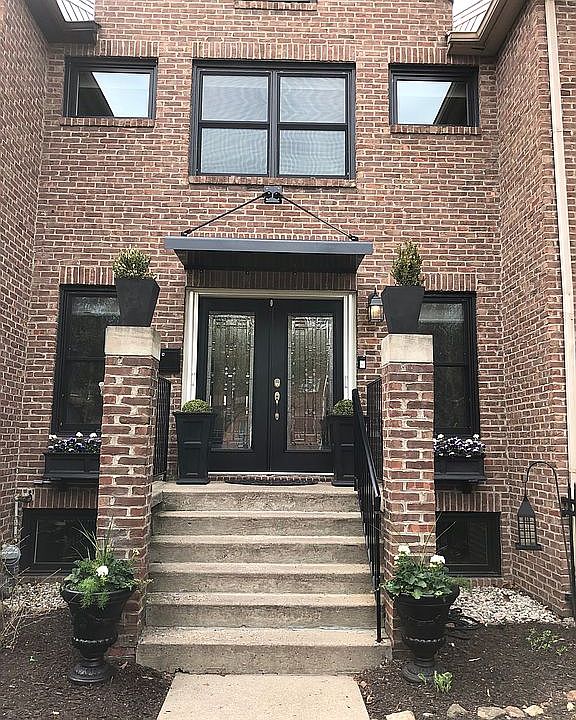 Exterior with new black trim