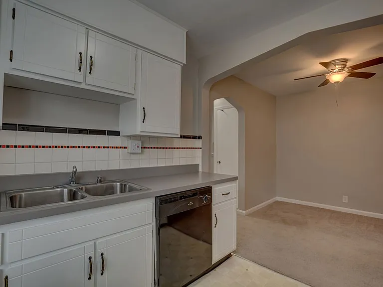 2314 Dixie Hwy #4 — Photo 10
