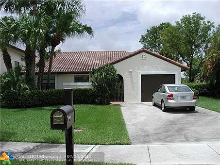 1st image of 31 Capitol Ct