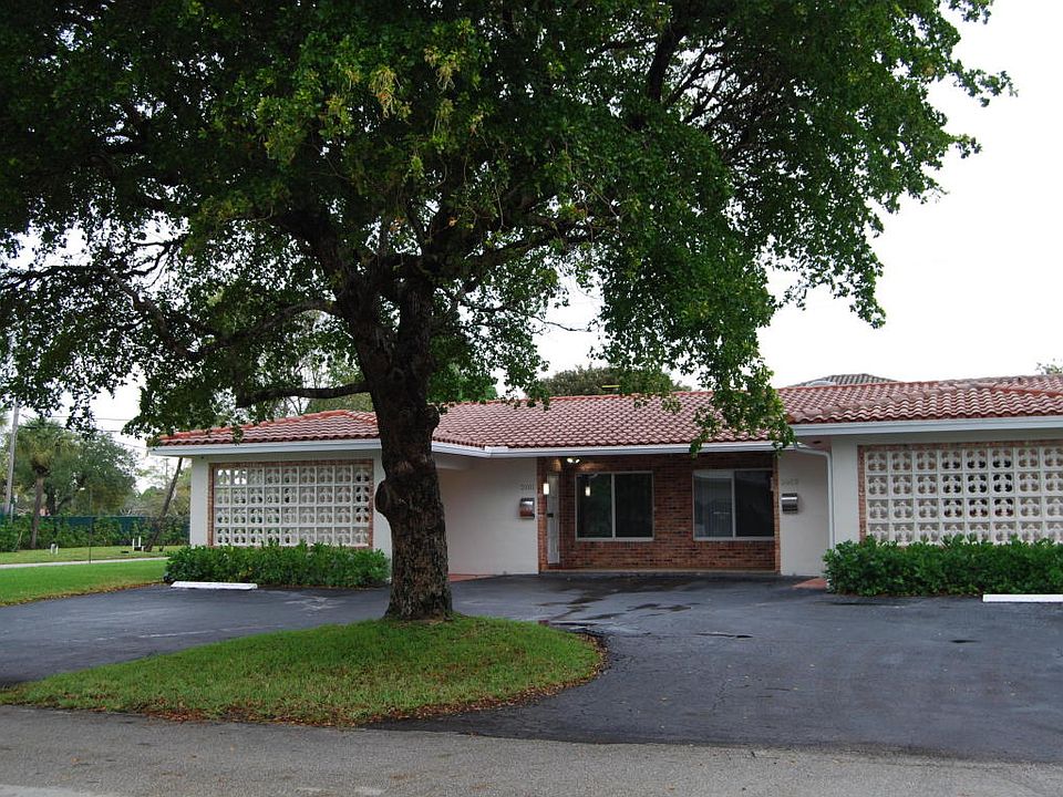1st image of 2601 NE 34th St #2