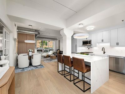 521 2nd St SE APT 102, Minneapolis, MN, 55414