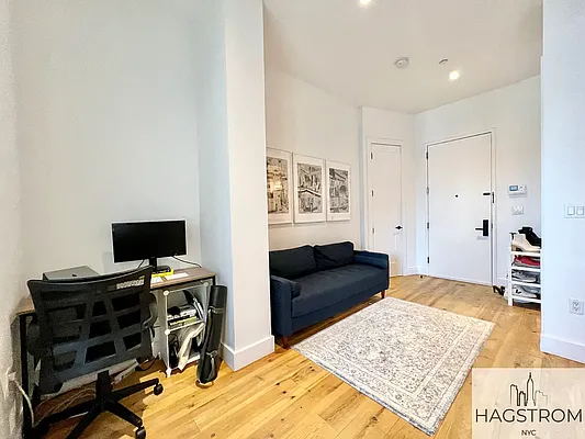 Rented by Hagstrom Management Inc | media 38