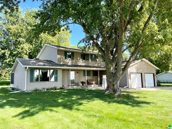 1105 W Hwy, Alta, IA 51002