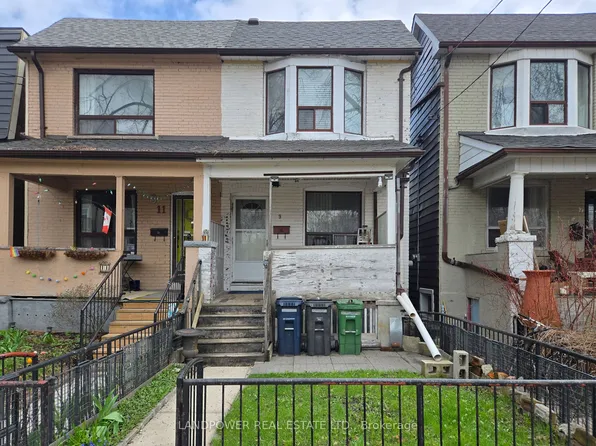 9 Saint Clarens Ave, Toronto, ON M6K 2S2