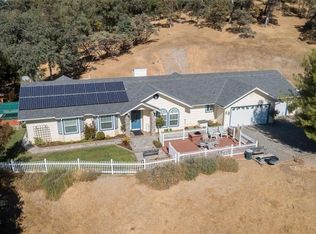 42489 Maples Ln, Oakhurst, CA