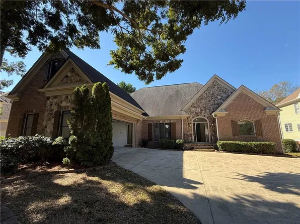 1218 Oakleigh Valley Dr, Powder Springs, GA 30127