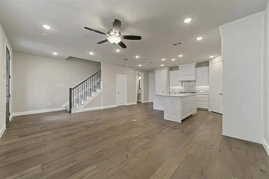 1964 Sweetwater Ln — Photo 4