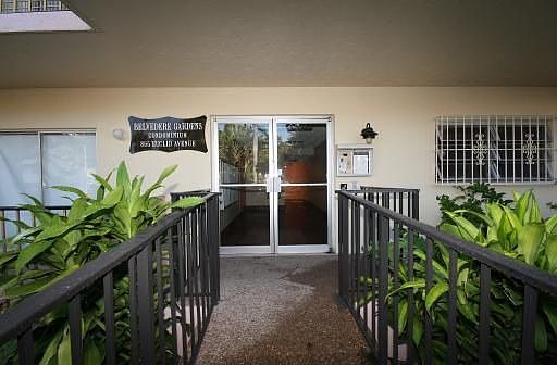 2nd image of 855 Euclid Ave APT 207