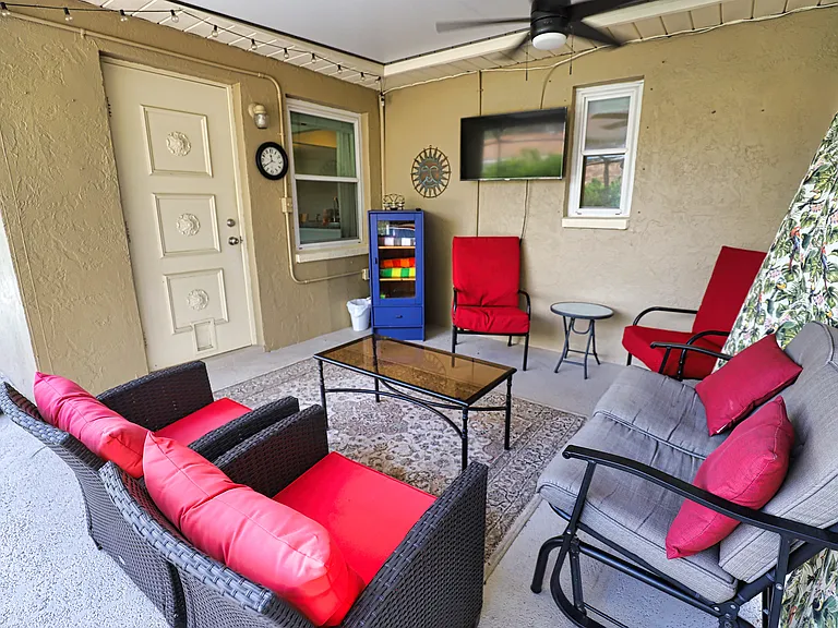 4215 Pandora Rd — Photo 30