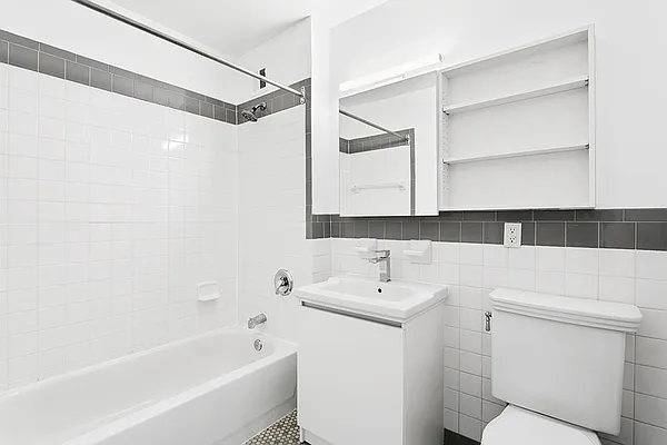 Rented by Corcoran | media 6
