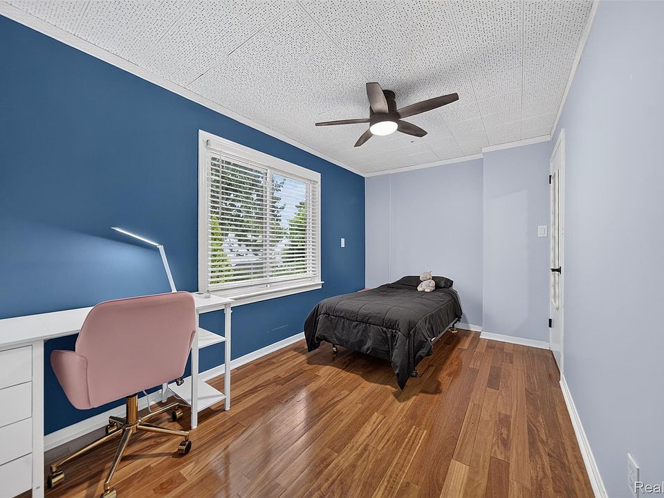431 N Edgeworth Ave, photo 22