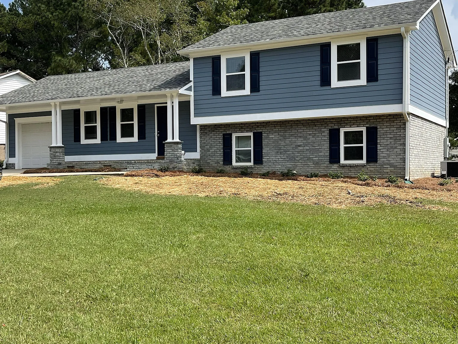 5 bed, 3.0 bath, $1,995 — Photo 1