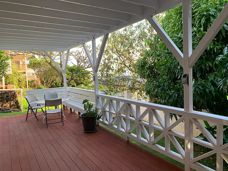 Mariposa Dr — Photo 14